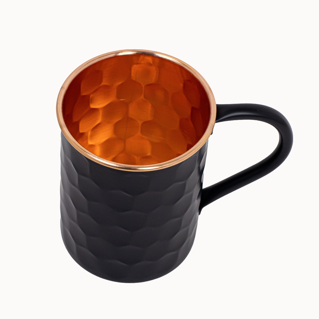 Taza Metálica Martillada – 400 ml (Negra + Cobre)